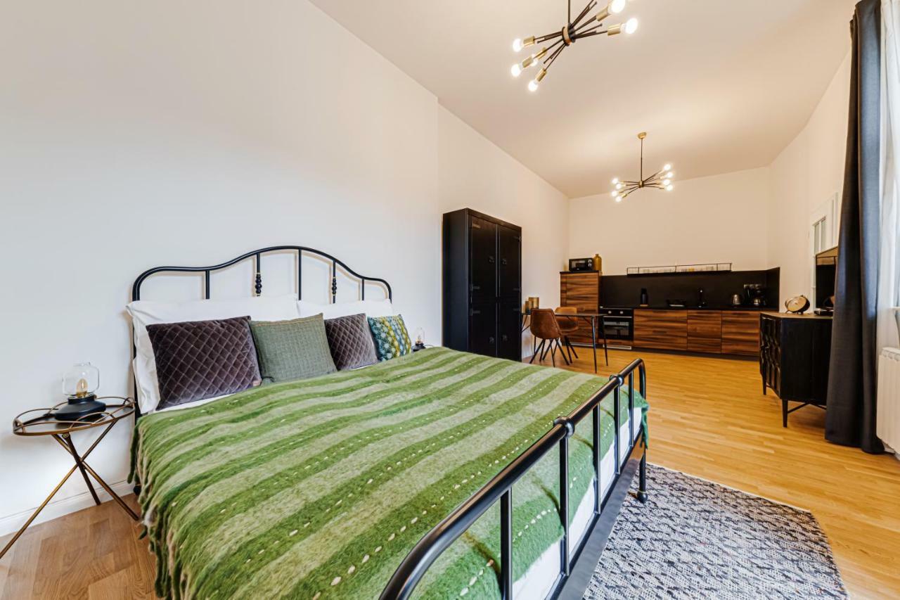 My Prague Apartments Stepanska Luaran gambar