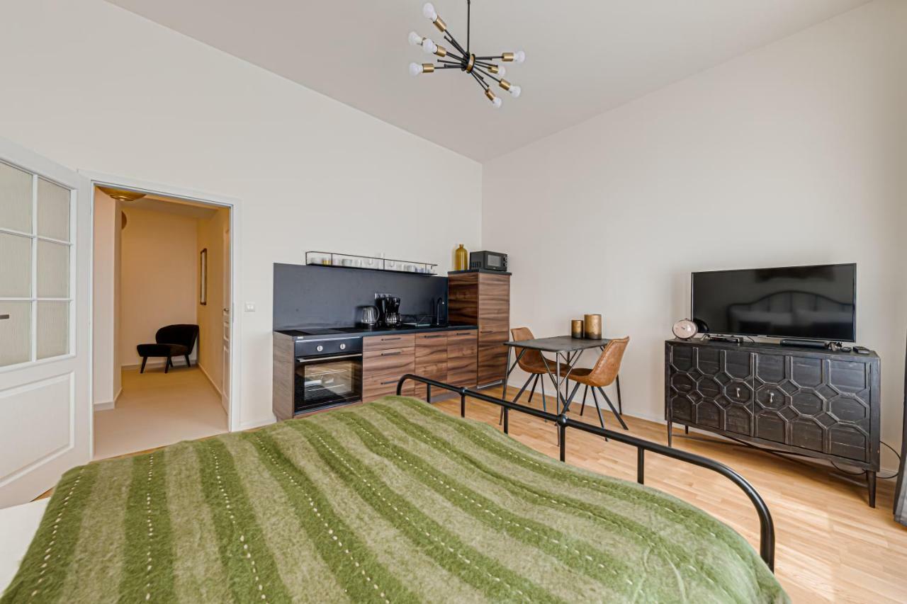 My Prague Apartments Stepanska Luaran gambar